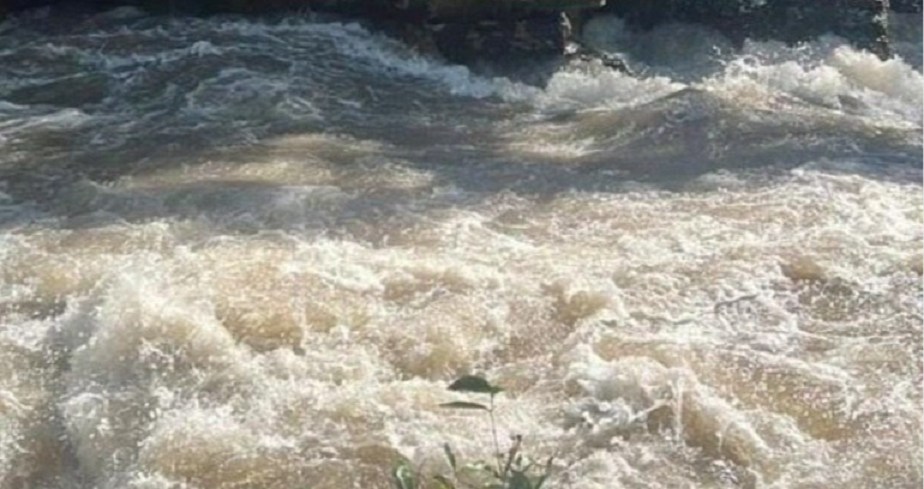 Turista dos EUA desaparece em cachoeira na Chapada dos Veadeiros