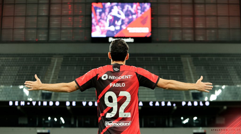 Athletico-PR anuncia volta de Pablo, ex-São Paulo, após três anos