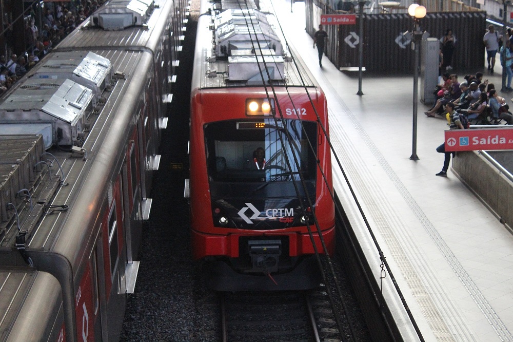 Vigilante terceirizado é atropelado por trem da CPTM em São Paulo