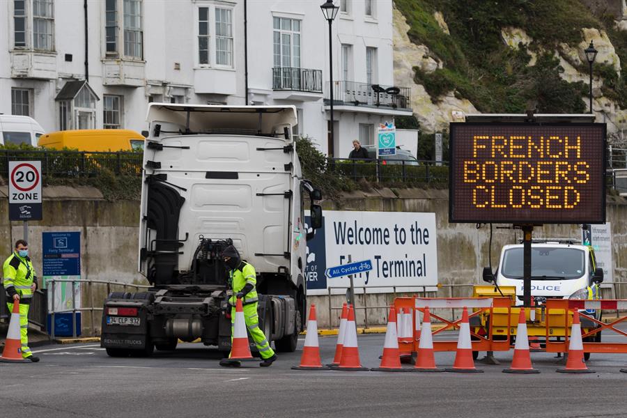 Comissão Europeia pede suspensão do fechamento de fronteiras com o Reino Unido