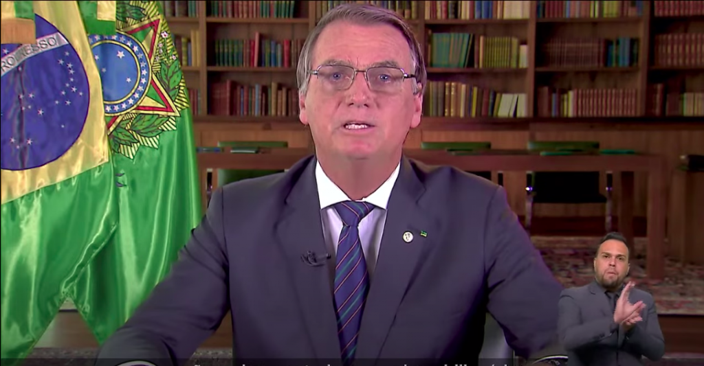 Em pronunciamento, Bolsonaro cita ações do governo, critica passaporte vacinal e defende liberdade