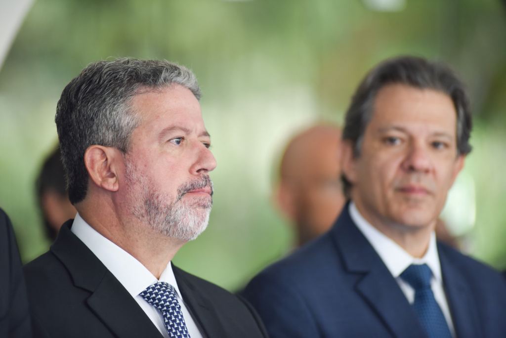 Resistência de governadores desafia cronograma de Lira para votação de reforma tributária