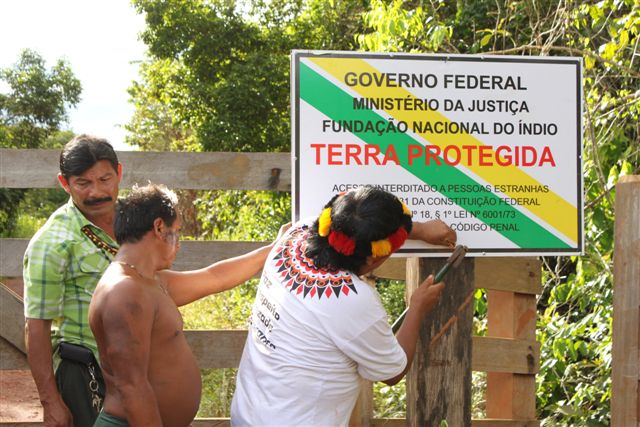 Indígenas vão ao STF para cobrar ‘proteção’ do governo federal