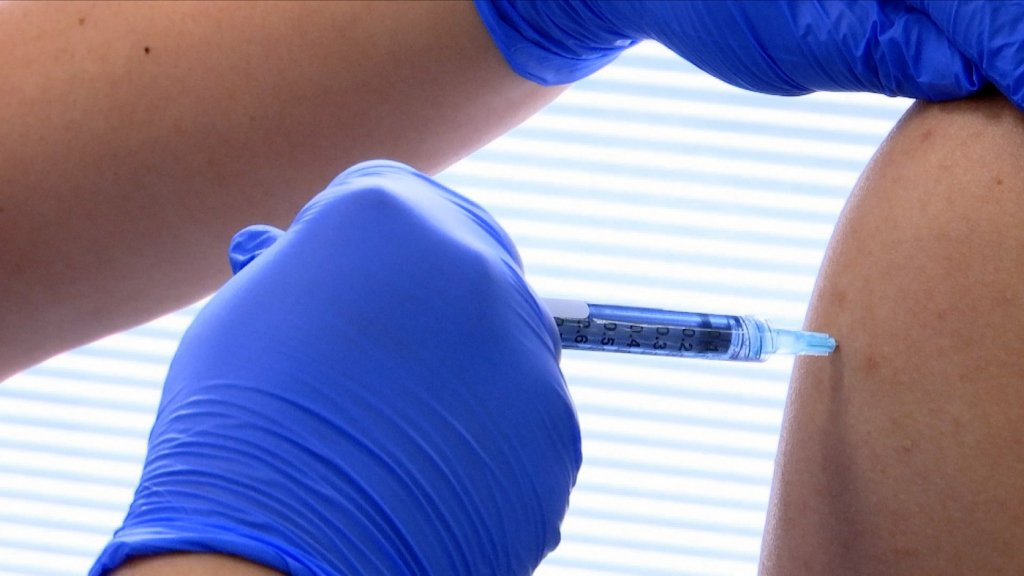 Covid-19: Vacina da Novavax protege 51% contra variante da África do Sul, diz estudo