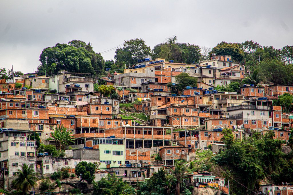 Supremo deve definir nesta quinta se mantém restrições a operações em favelas do RJ