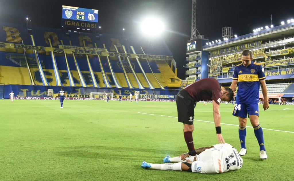 Santos enviará ofício à Conmebol sobre atuação do VAR no jogo contra Boca Juniors