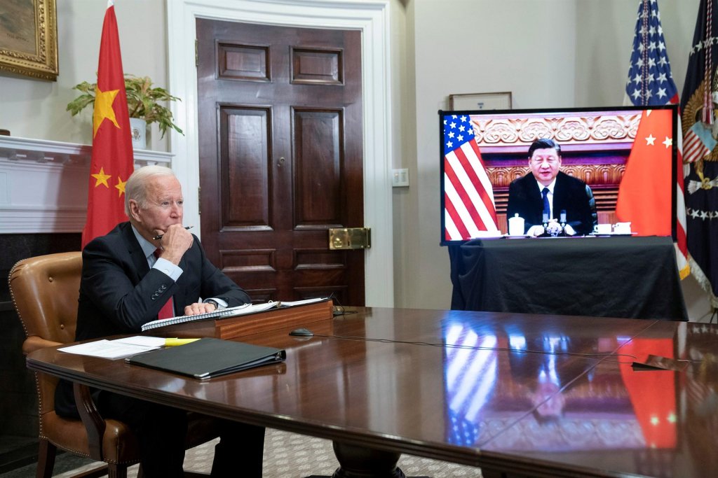 Em reunião, Xi Jinping e Biden falam em desenvolver relações ‘saudáveis’, ‘coexistir em paz’ e diálogo honesto