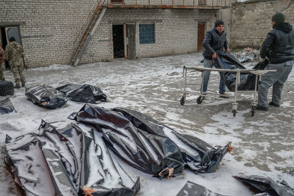 Com destruição de casas, frio vira grande inimigo dos ucranianos em Volnovakha