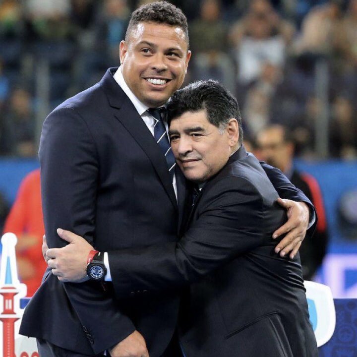Ronaldo lamenta a morte de Maradona: ‘Amigo que me inspirou desde moleque’