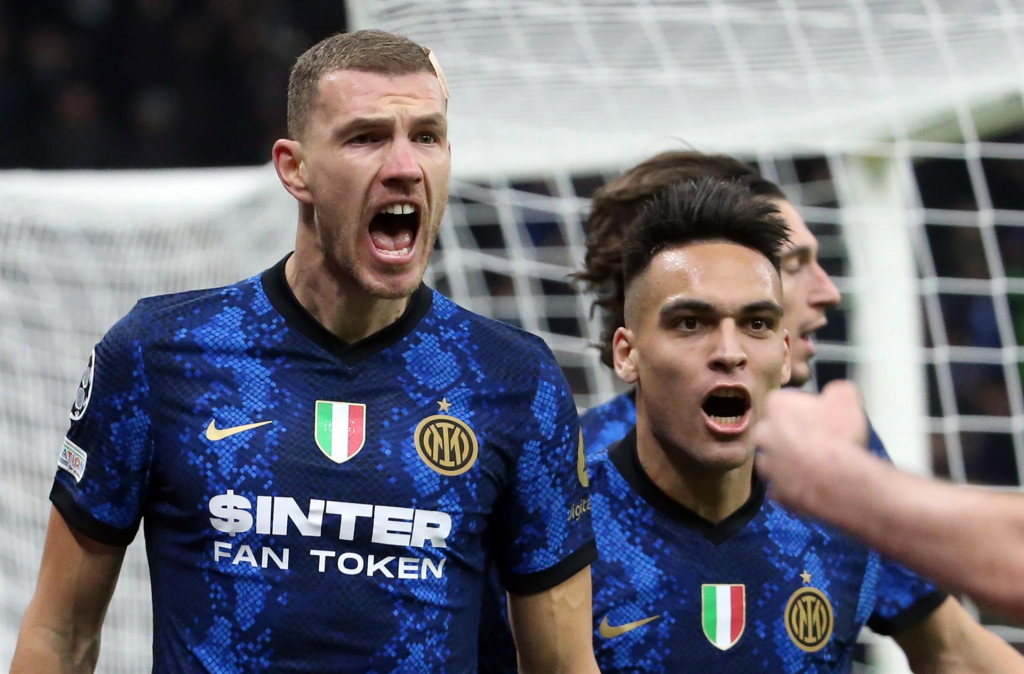 Liga dos Campeões: Inter de Milão vence Shakhtar com brilho de Dzeko; Ajax vira sobre o Besiktas