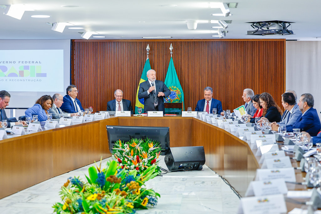 Lula diz que reunião ministerial serviu para alertar sobre ‘fofoca’ e ‘harmonizar’ equipe