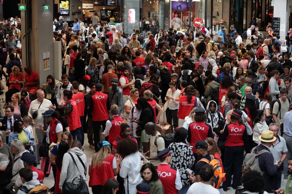 Trens de alta velocidade são atacados na França no dia da abertura das Olimpíadas de Paris