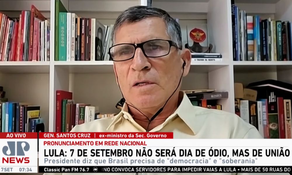 ‘Não basta despolitizar o 7 de Setembro e as Forças Armadas’, critica general Santos Cruz