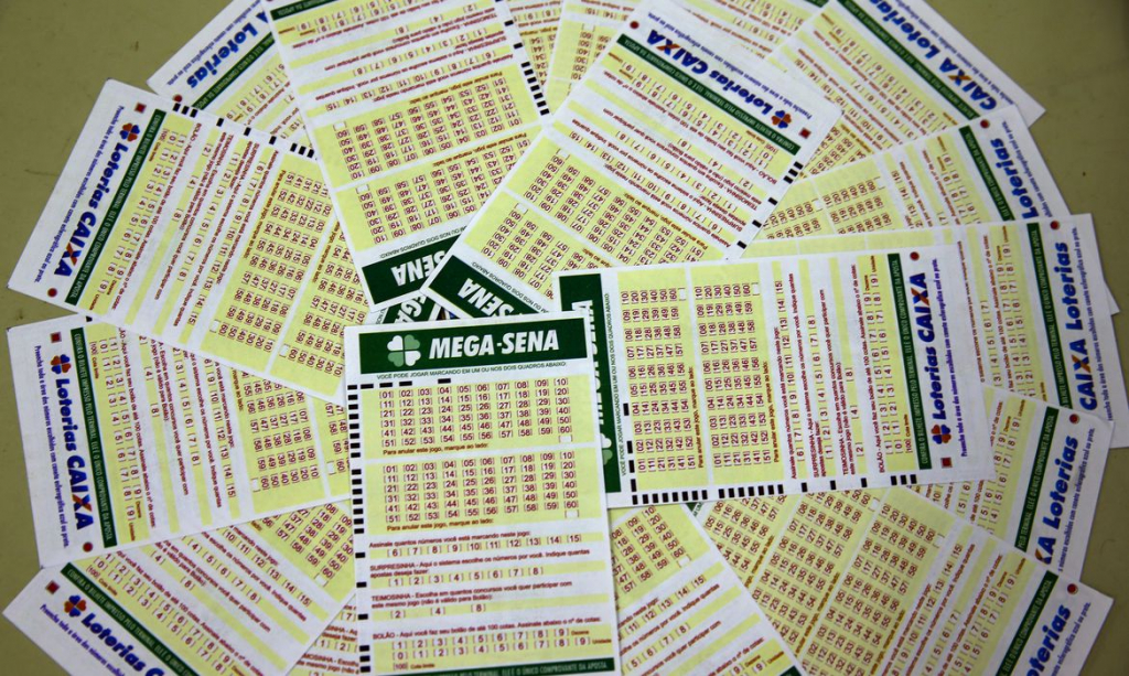 Sorteio da Mega-Sena pode pagar R$ 6,5 milhões neste sábado