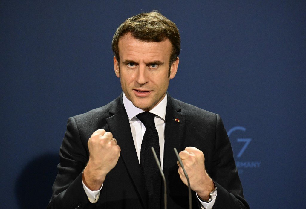 Macron afirma que governo Putin enfrentará dias ‘cada vez mais difíceis’