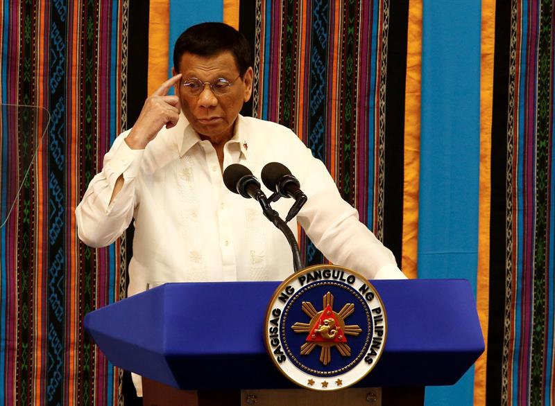 Presidente das Filipinas anuncia que irá se aposentar da política após eleição que definirá sucessor