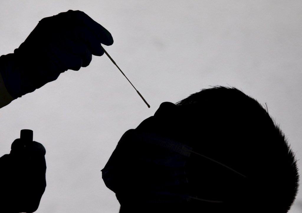 ‘Flurona’: Israel registra 1ª infecção simultânea por gripe e Covid-19