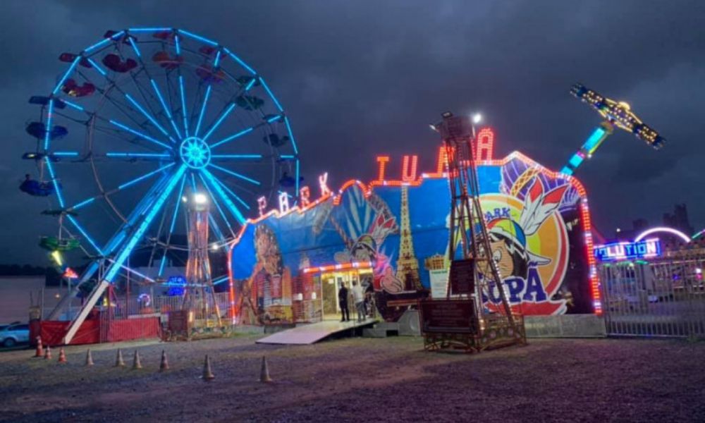 Acidente em parque de diversões em Porto Alegre deixa ao menos duas adolescentes feridas 