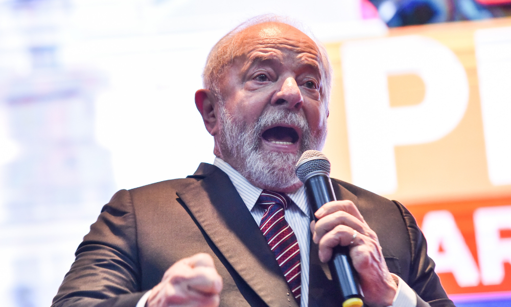 Em evento no ABC, Lula diz que educação é investimento, não despesa: ‘Gasto é pagar 13,75% de juros’