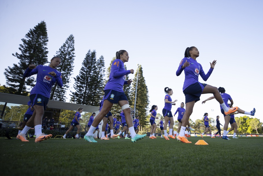 Seleção feminina completa uma semana de treinos na Austrália em preparação para a Copa