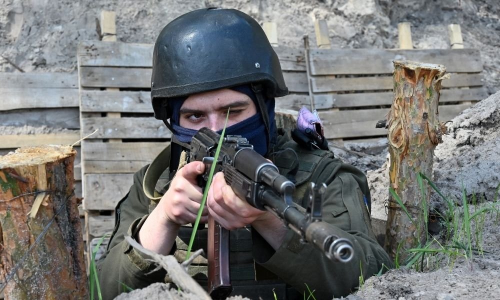 Rússia admite que apoio Ocidental dificulta ofensiva e impossibilita ‘acabar rapidamente a operação’