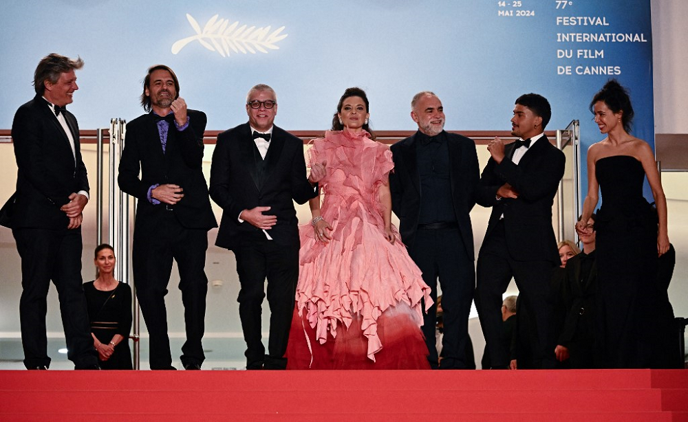 Brasileiro Karim Ainouz estreia ‘Motel Destino’ no Festival de Cannes e concorre à Palma de Ouro