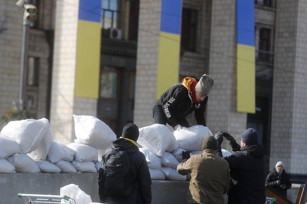 Kiev estoca medicamentos e comida antes de possível invasão russa