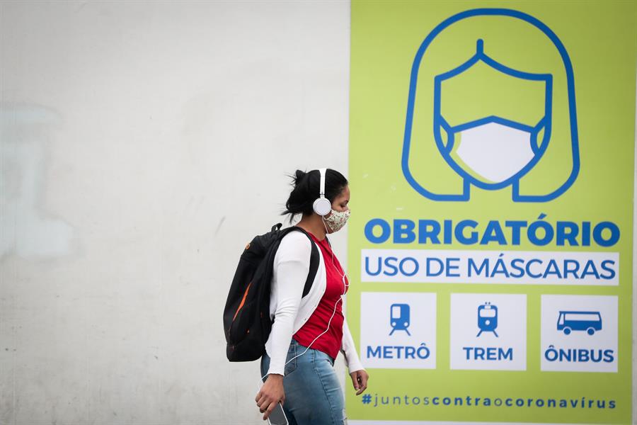 Prefeitura de São Paulo reduz restrições para estabelecimentos, mas mantém uso de máscaras