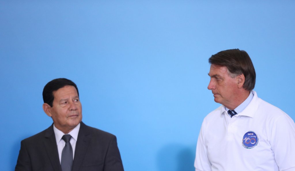 Excluído de reunião ministerial, Mourão falta a evento sobre Amazônia com Bolsonaro