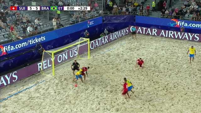 Brasil é derrotado nos pênaltis pela Suíça na estreia da Copa do Mundo de futebol de areia