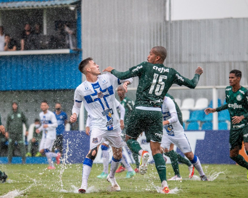 Desfalcado pela Covid-19, Palmeiras empata com o Água Santa na Copinha