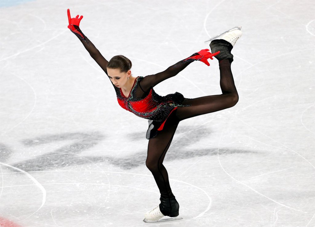 Pequim-2022: Valieva tem suspensão por doping retirada e é liberada para competir