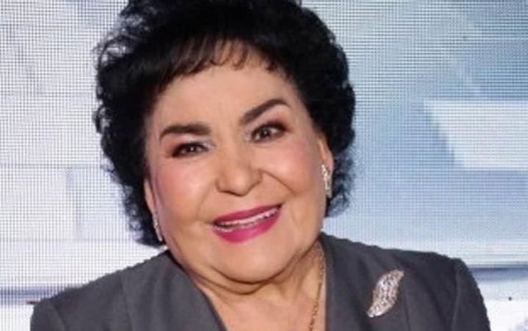 Morre a atriz Carmen Salinas, de ‘Maria do Bairro’, aos 82 anos