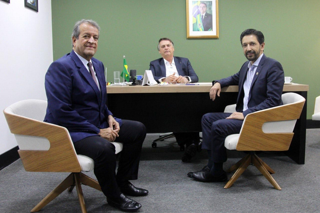 Reforma Tributária: Ricardo Nunes pede apoio a Bolsonaro e presidente do PL por mudanças na proposta