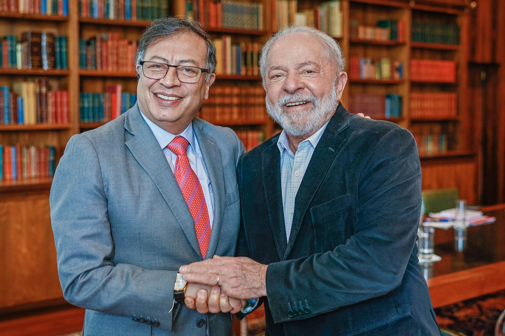 Lula se encontra com presidente da Colômbia para discutir preservação da Amazônia