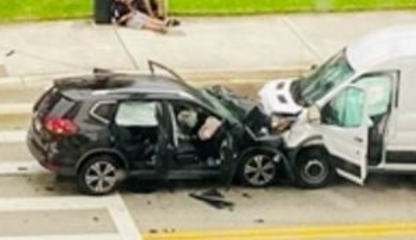 Motorista tem pênis lesionado ao bater carro enquanto recebia sexo oral