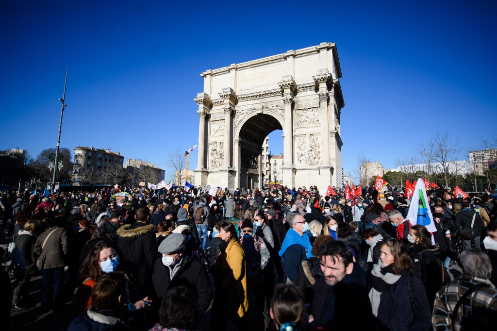 França enfrenta mais um dia de greve geral contra a reforma da Previdência