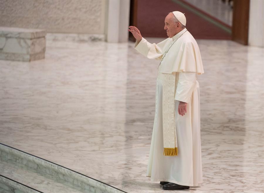 Papa Francisco autoriza mais funções para mulheres na Igreja