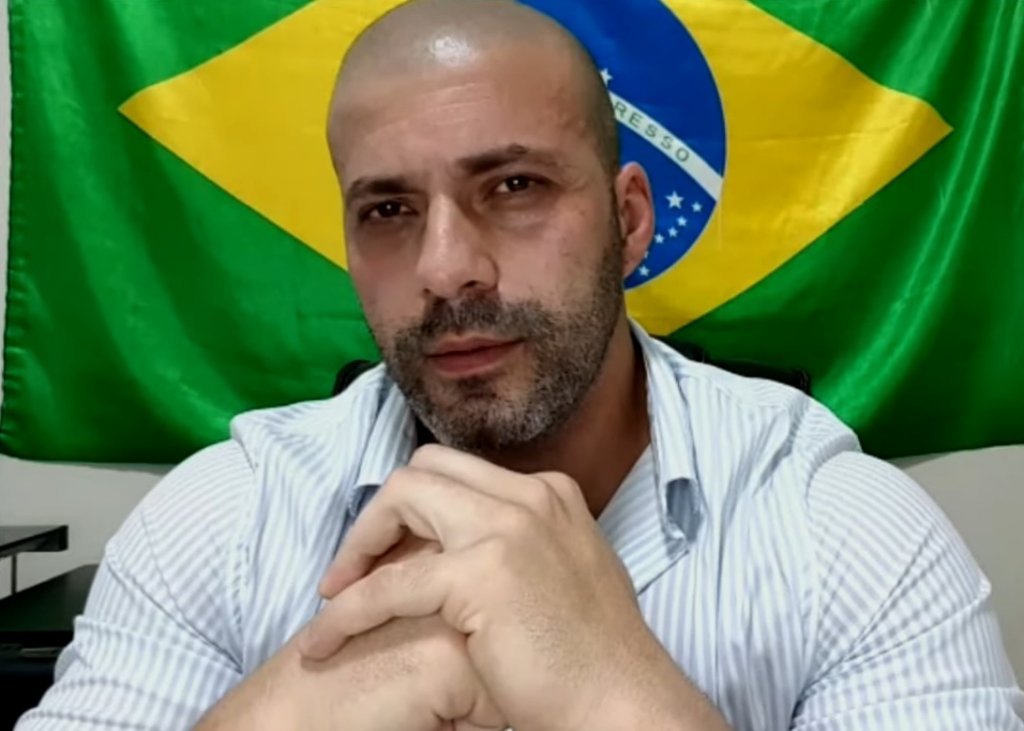 Relatora recomenda 3 meses de suspensão a Daniel Silveira por ameaças a antifascistas