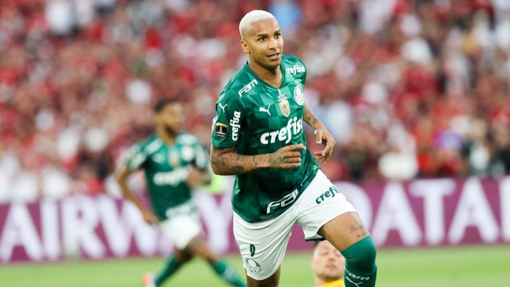 Herói do Palmeiras na Libertadores, Deyverson não descarta jogar no Corinthians: ‘Sou uma mercadoria’