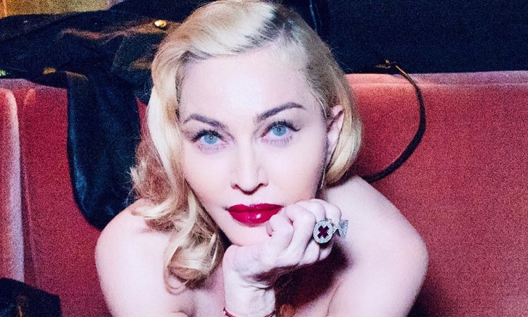 Madonna revela que ficou internada em coma induzido por 48 horas