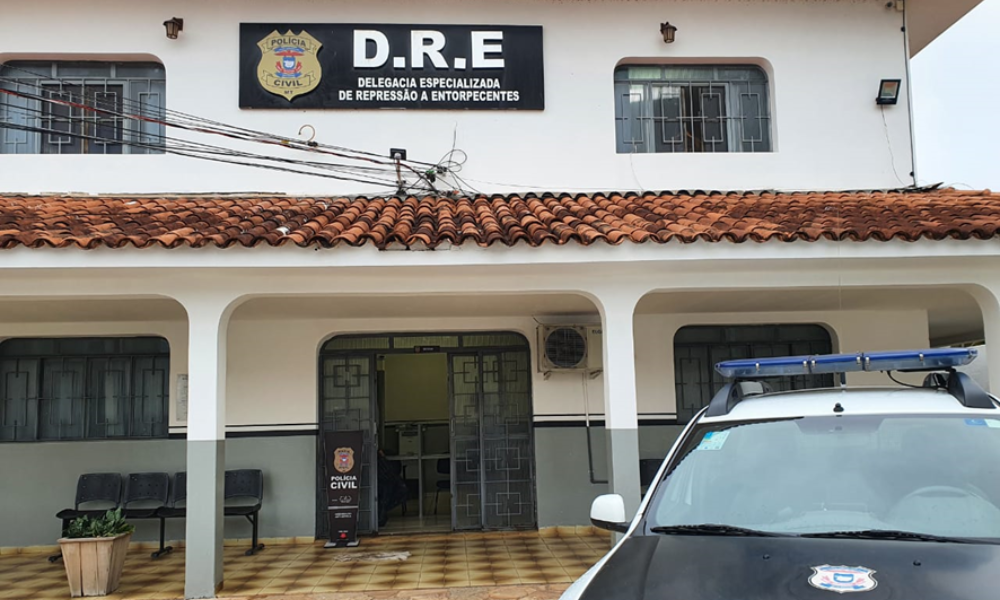 Polícia prende homem suspeito de levar duas marmitas com drogas e celulares para Centro de Ressocialização em MT
