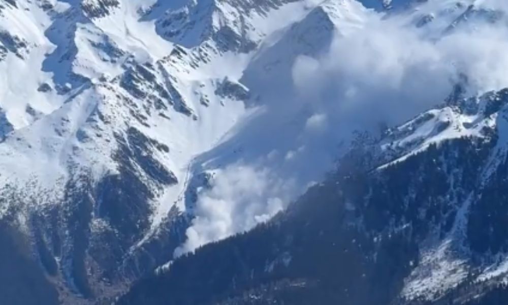 Avalanche nos Alpes franceses deixa ao menos seis pessoas mortas