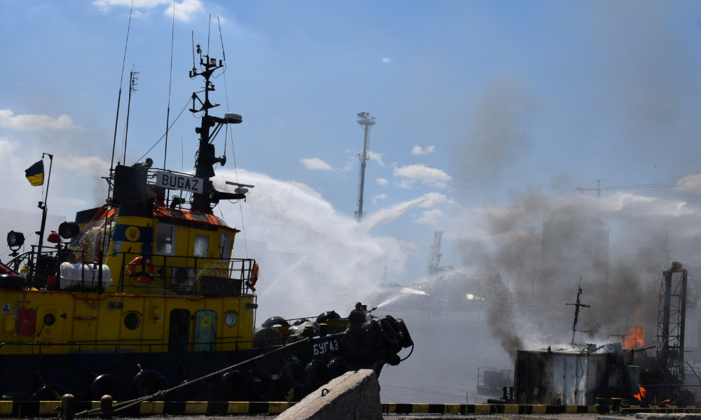 Ucrânia trabalha para retomar exportações de grãos apesar do ataque russo em Odesa