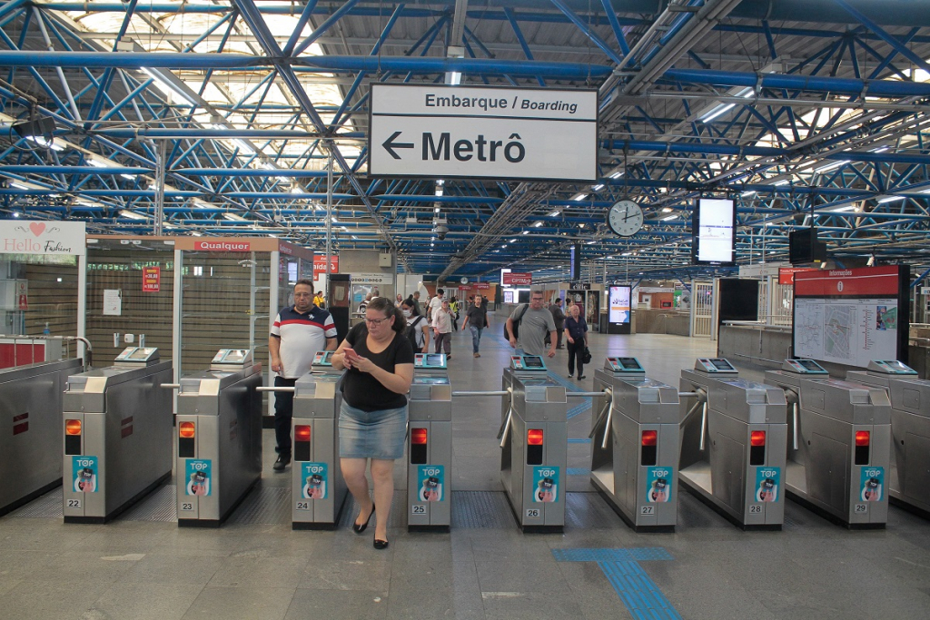 Metroviários rejeitam nova greve e anunciam ato na próxima segunda-feira