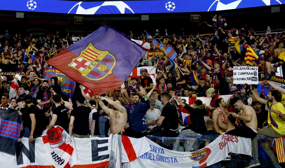 Barcelona é investigado pela Uefa por comportamento racista de torcedores