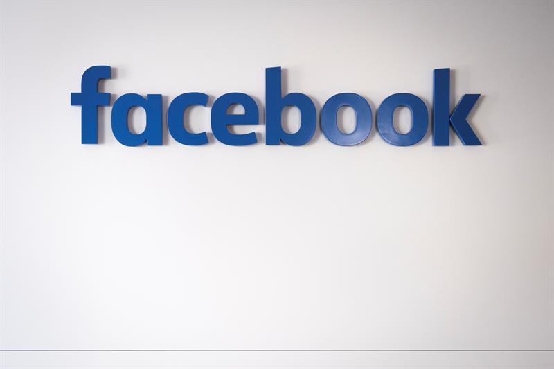 Facebook coleta lista de contatos de 1,5 milhão de usuários sem consentimento