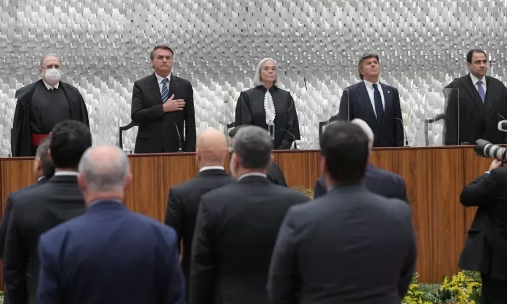 Bolsonaro participa da posse de novos ministros indicados ao STJ