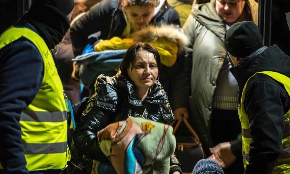 Crise de refugiados ucranianos é grave e pode travar políticas públicas de países vizinhos, alertam especialistas
