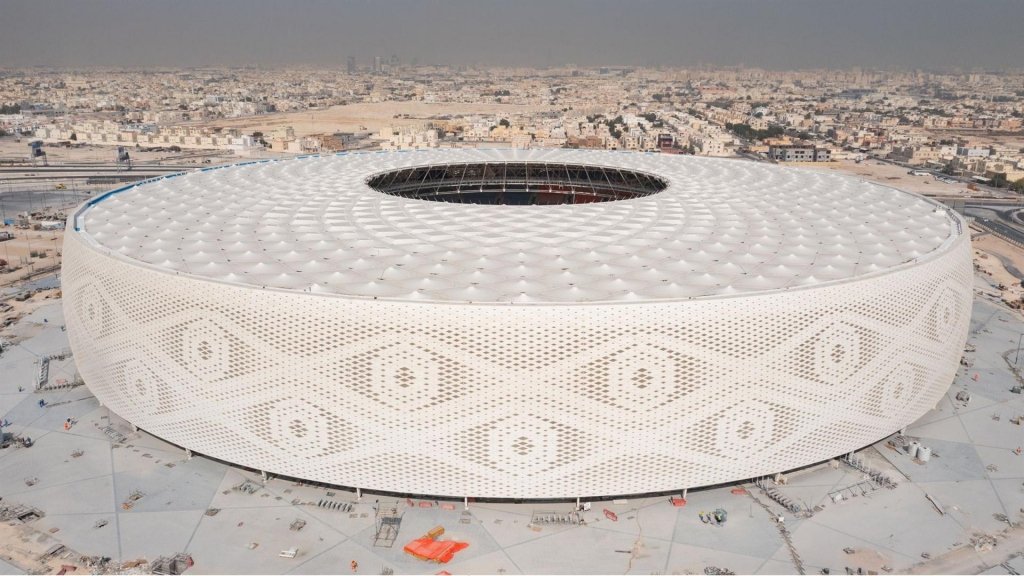 Catar inaugura estádio para Copa do Mundo de 2022 com título do Al-Sadd; veja imagens